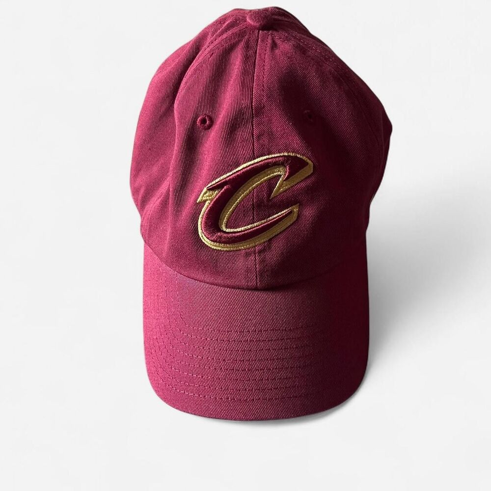 47 Brand Men’s Red Burgundy Adjustable Hat Classic Baseball Cap Size One Size